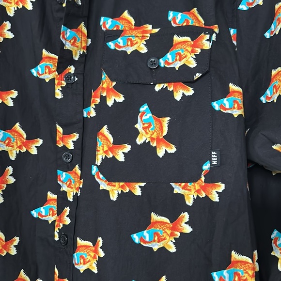 Men’s Neff Great design and colour button down shirt - Picture 2 of 8